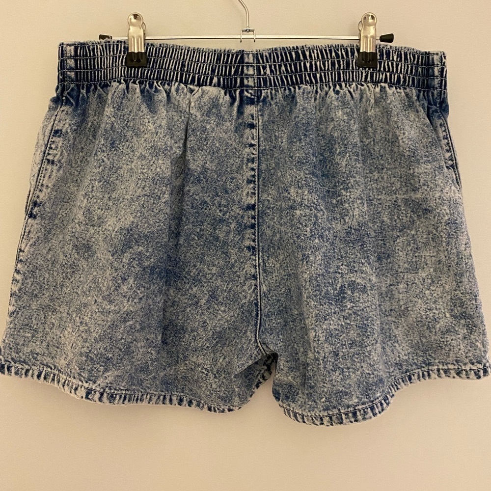 Sasson Vintage acid washed Jean shorts